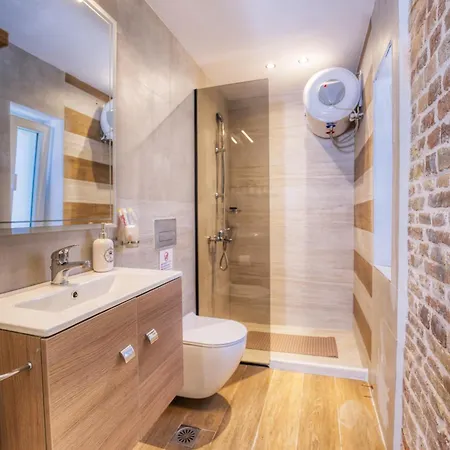 Gailas Luxury *
