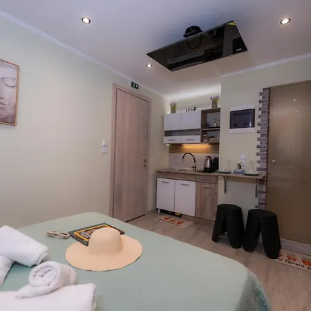 Gailas Luxury Mantouki